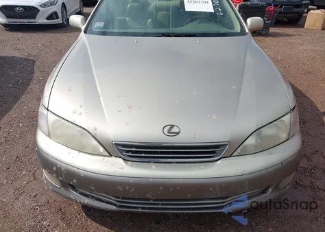 2000 Lexus Es 300 из США, поврежденный, VIN JT8BF28G6Y0265908